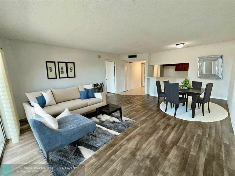 Property Photo:  4174 Inverrary Drive 805  FL 33319 