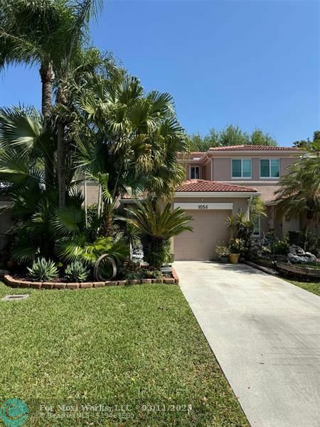 Property Photo:  1654 SW 109th Ter 1654  FL 33324 