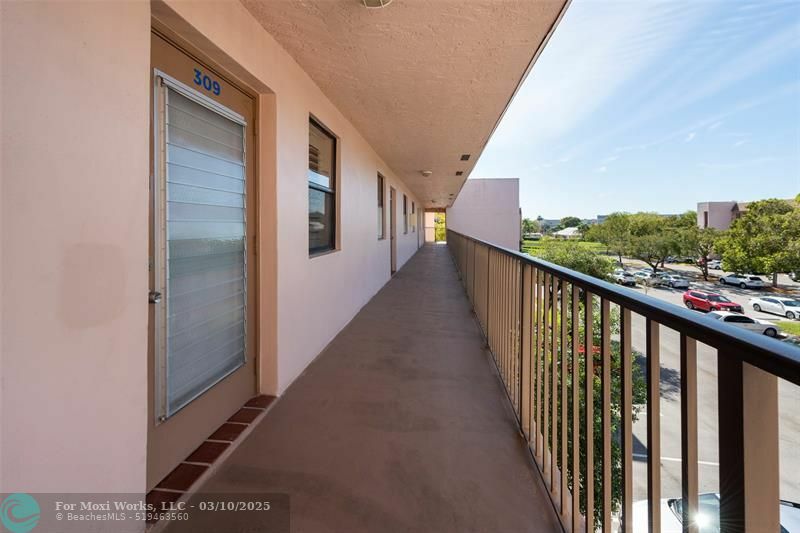 Property Photo:  2786 NW 104th Ave 309  FL 33322 