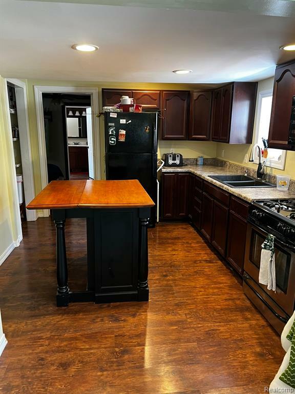 Property Photo: 89 W Burnside Road MI 48435 9644