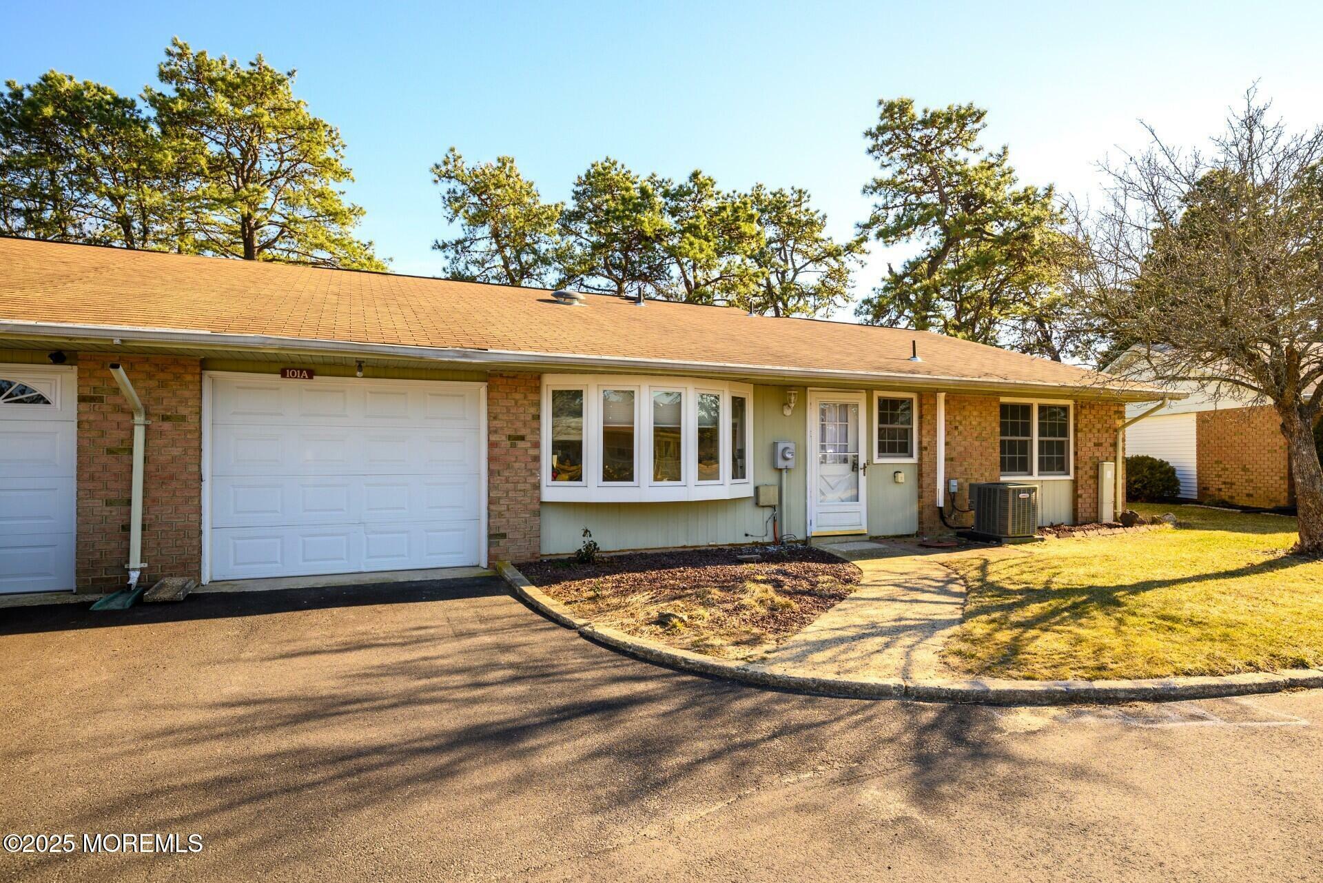 101A Buckingham Drive  Manchester NJ 08759 photo