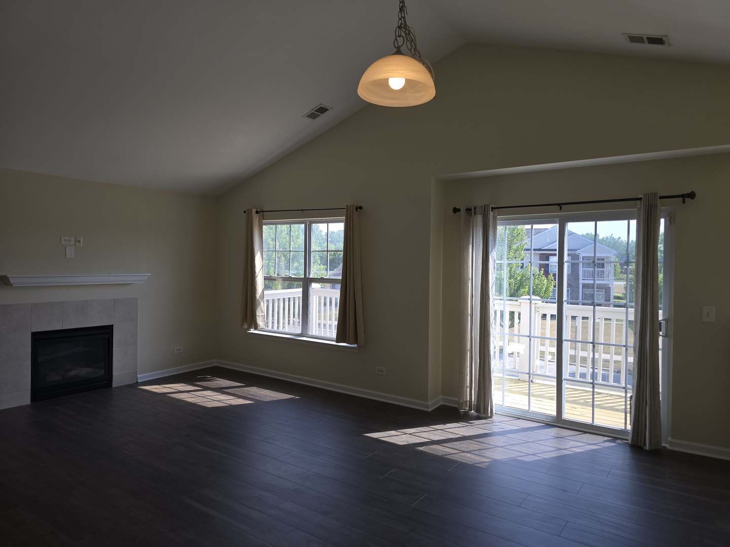 Property Photo:  2401 Echelon Circle C  IL 60443 