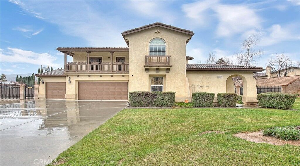Property Photo:  13864 Meadow View Lane  CA 92399 