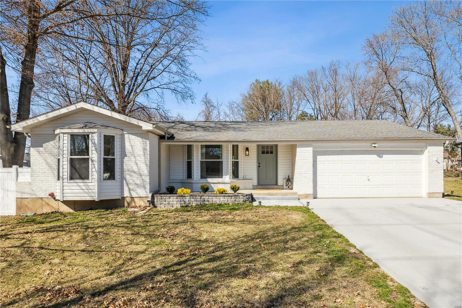 Property Photo:  707 Rockridge Drive  MO 63021 