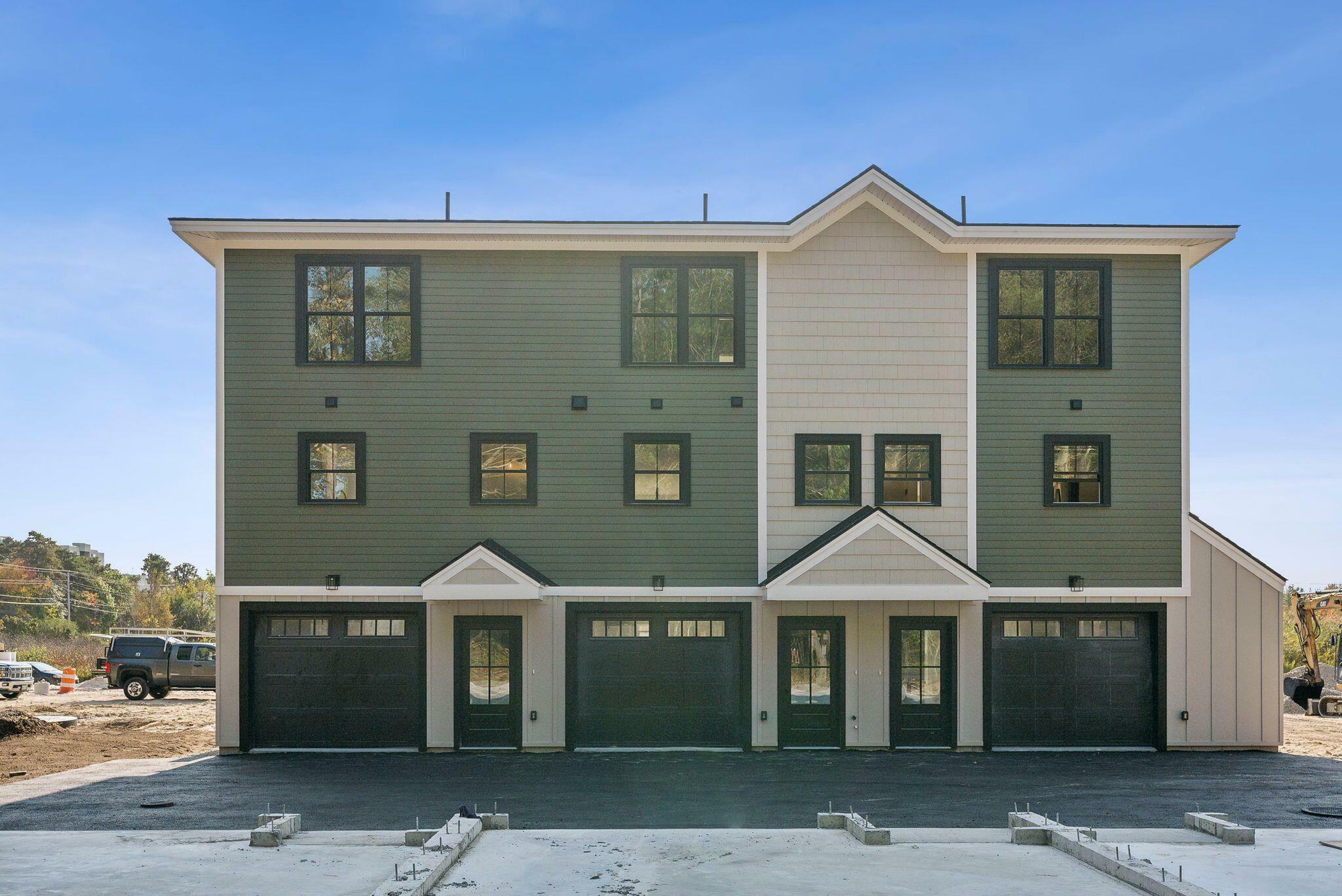 Property Photo:  16 Salt Point Drive 20  ME 04064 