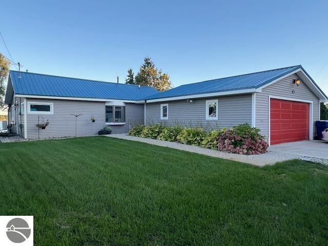 Property Photo:  940 N West Silver Lake Road  MI 49685 