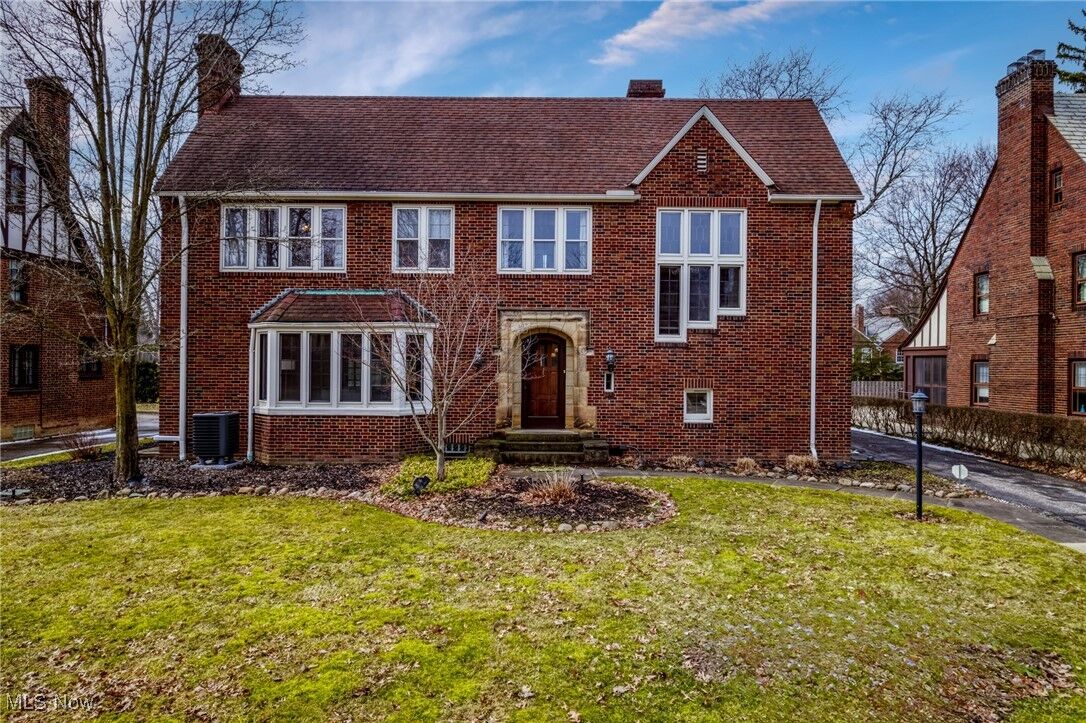 Property Photo: 3006 Kingsley Road OH 44122
