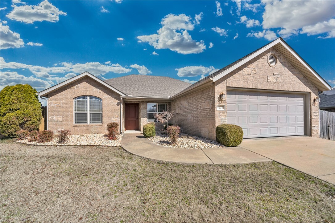 Property Photo:  4234 W Mahogany Drive  AR 72704 