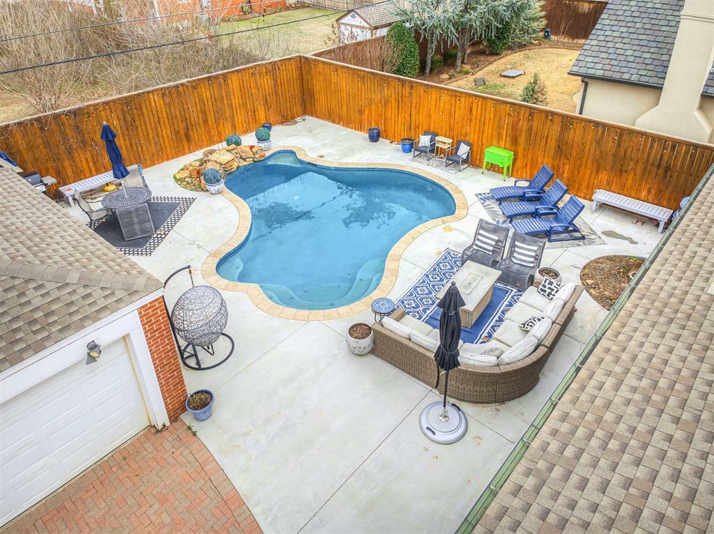 Property Photo: 1109 Bedford Drive OK 73116