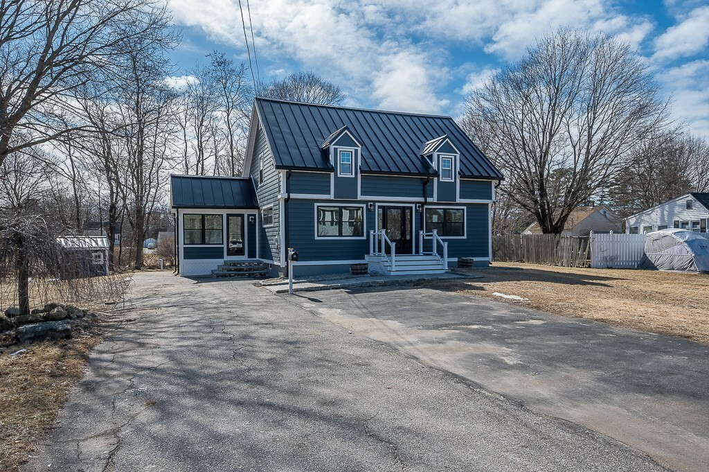 Property Photo: 10 Newton Ave MA 01540