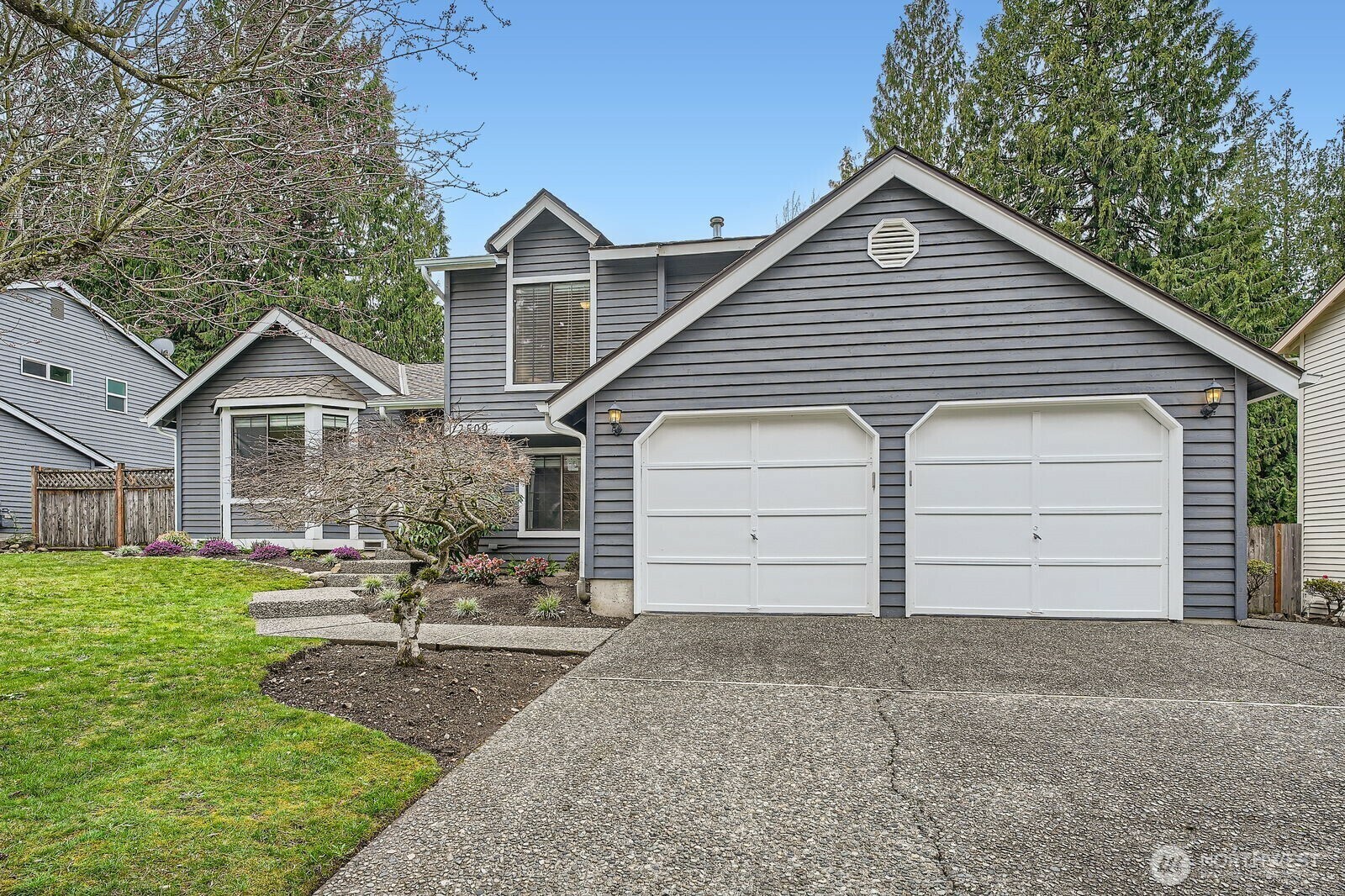 2509  233rd Place NE  Sammamish WA 98074 photo