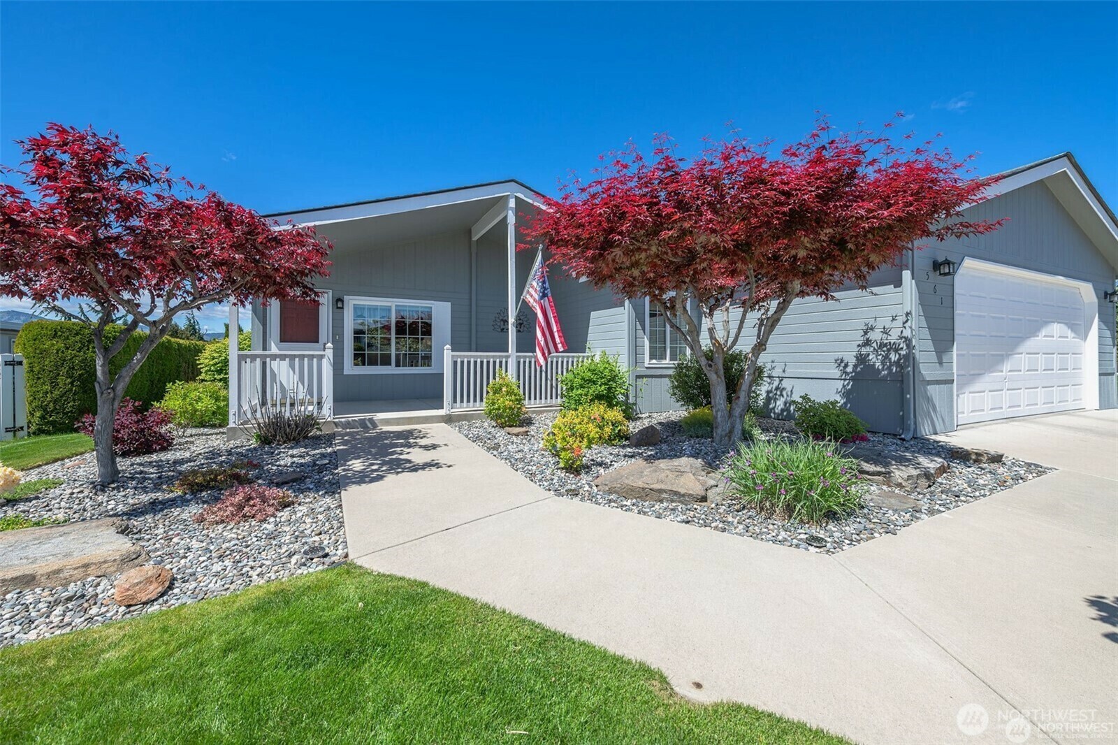 Property Photo: 561 Canyon Dr 53 WA 98802
