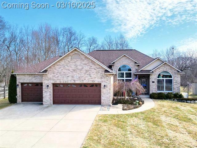 Property Photo:  209 Brookside Drive  MI 48433 