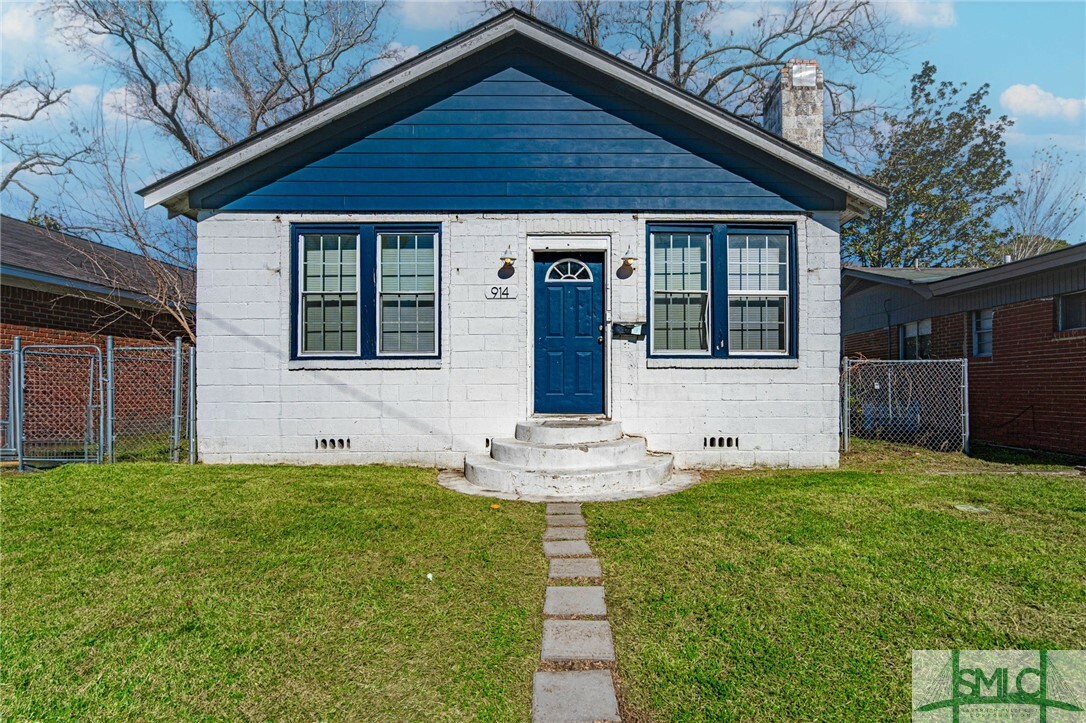 Property Photo:  914 W 42nd Street  GA 31415 