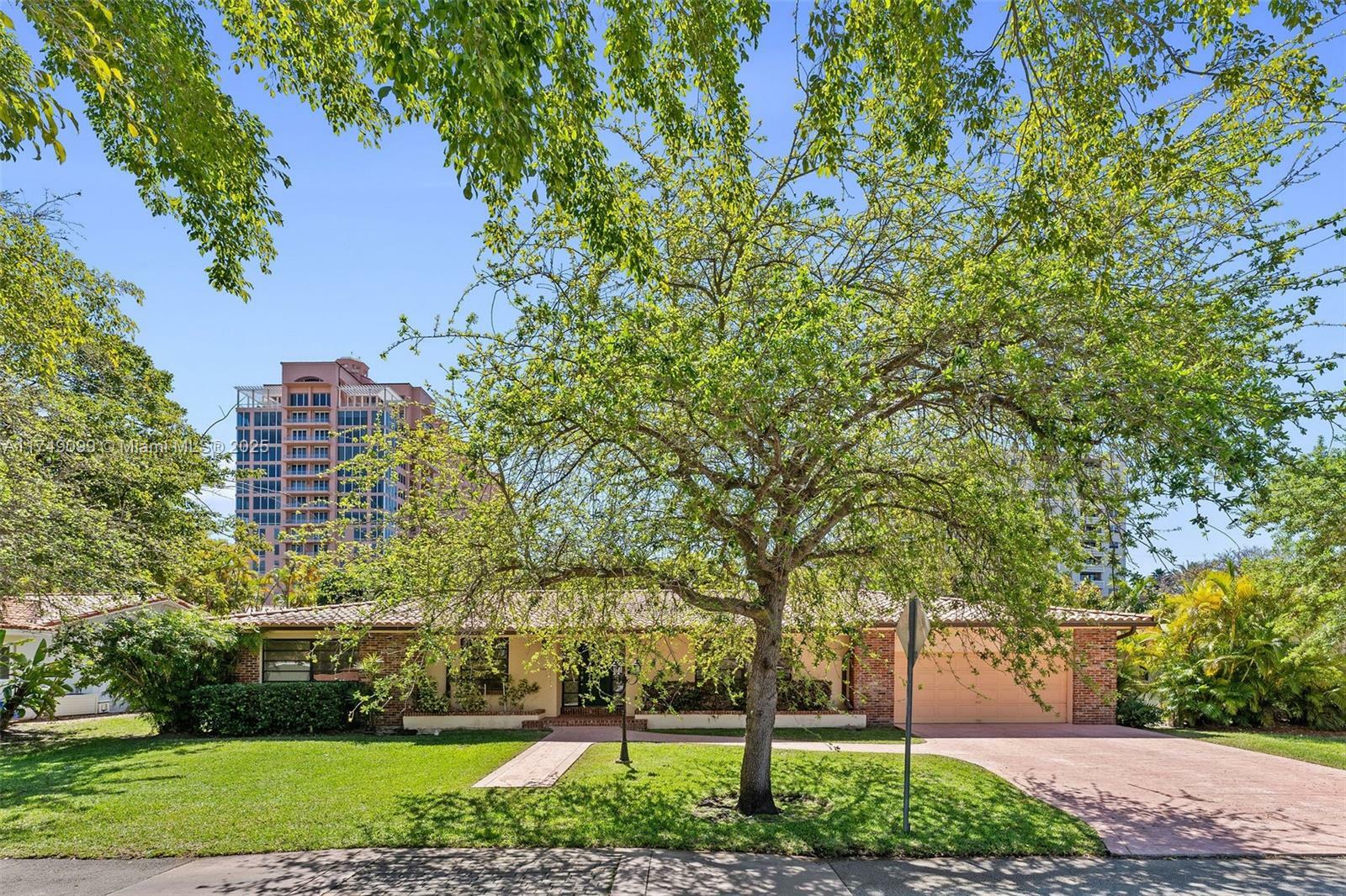 100 W Sunrise Ave  Coral Gables FL 33133 photo