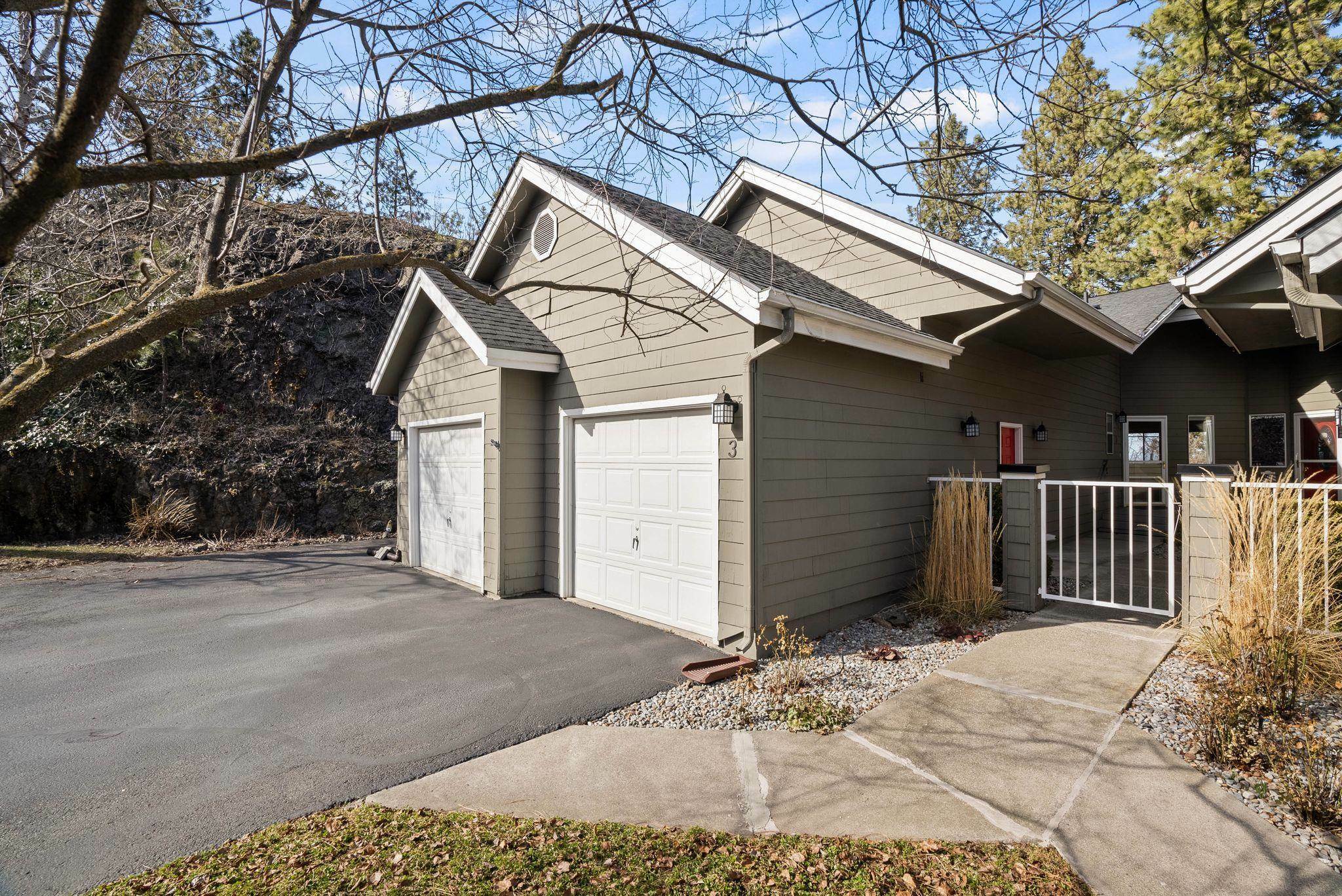 Property Photo: 1113 E 16th Ave Unit #3 WA 99203