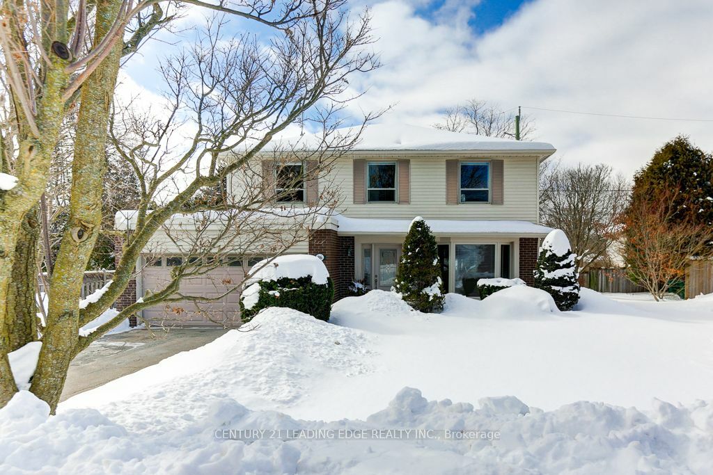 Property Photo:  36 Walkerton Dr  ON L3P 1H8 