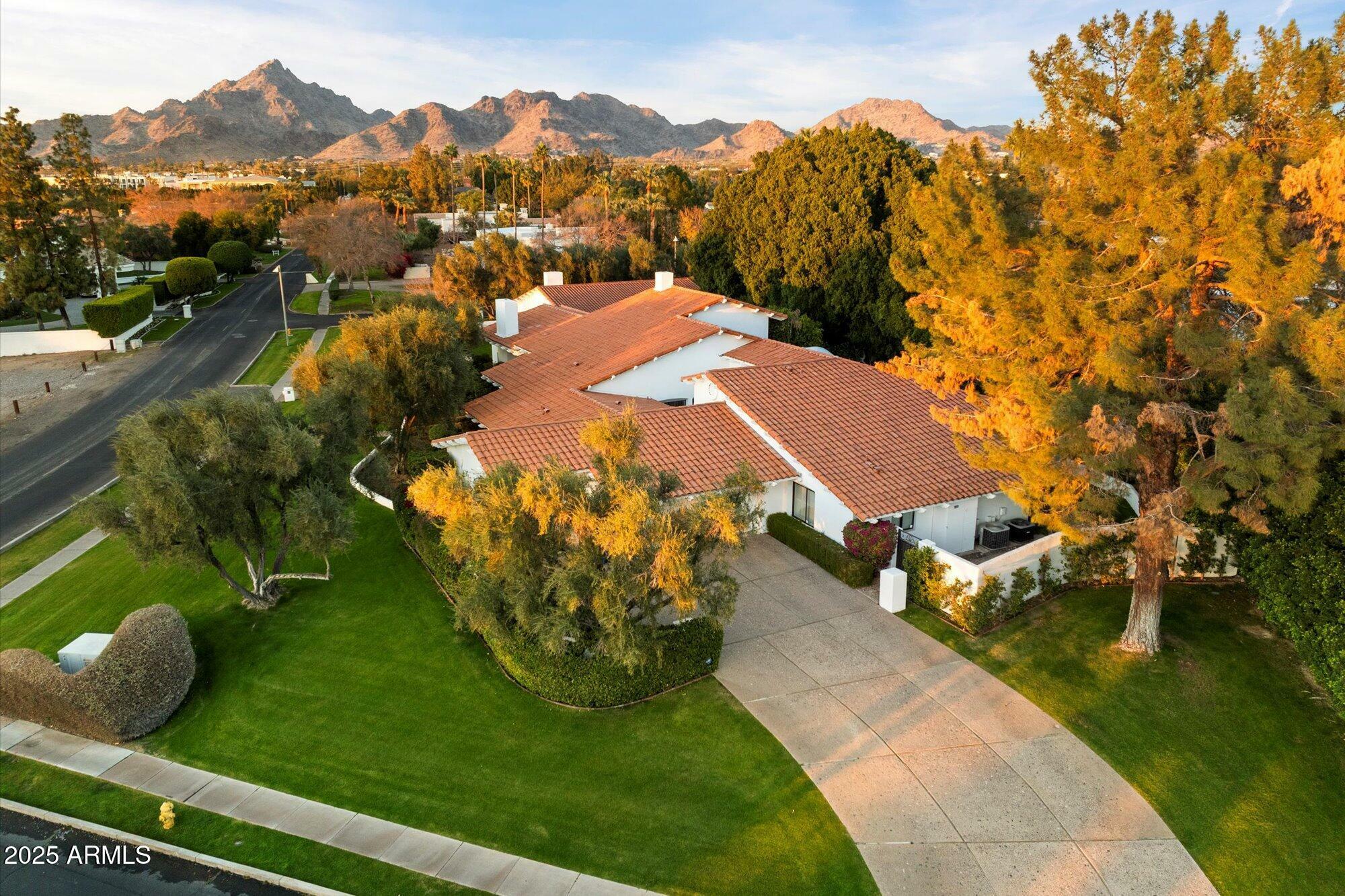 84 Biltmore Est --  Phoenix AZ 85016 photo