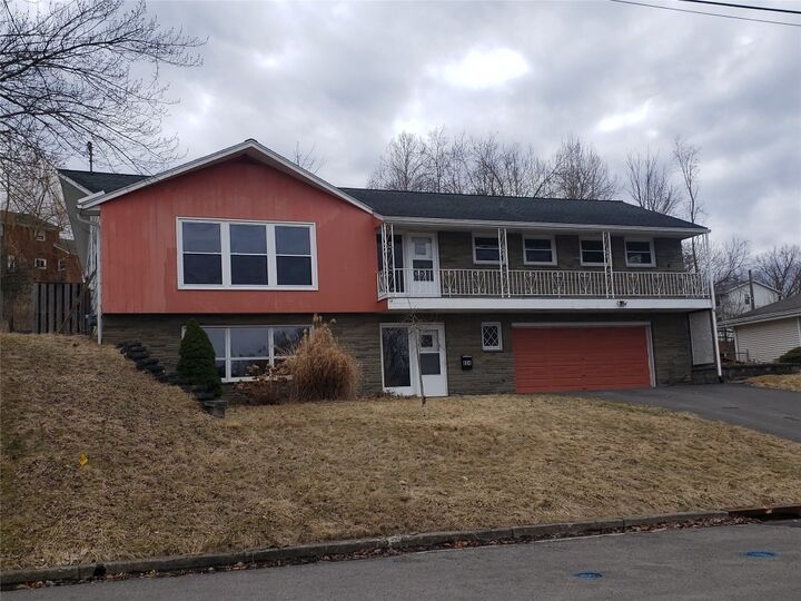 604 Sequoia Lane  Vestal NY 13850 photo
