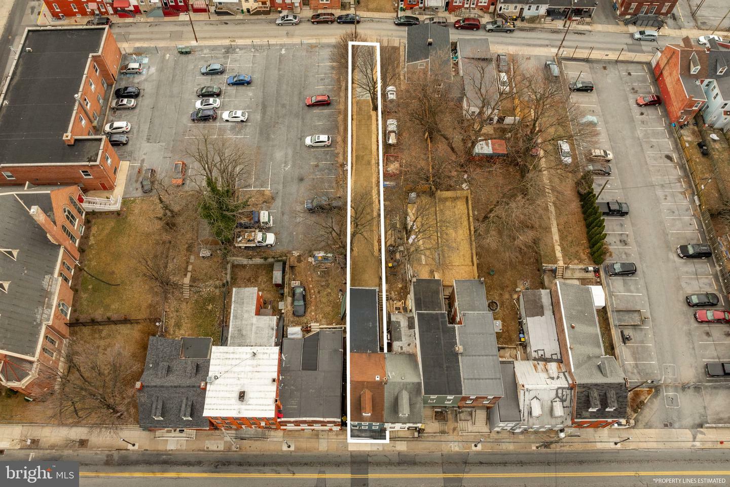 Property Photo: 422 Manor Street PA 17603
