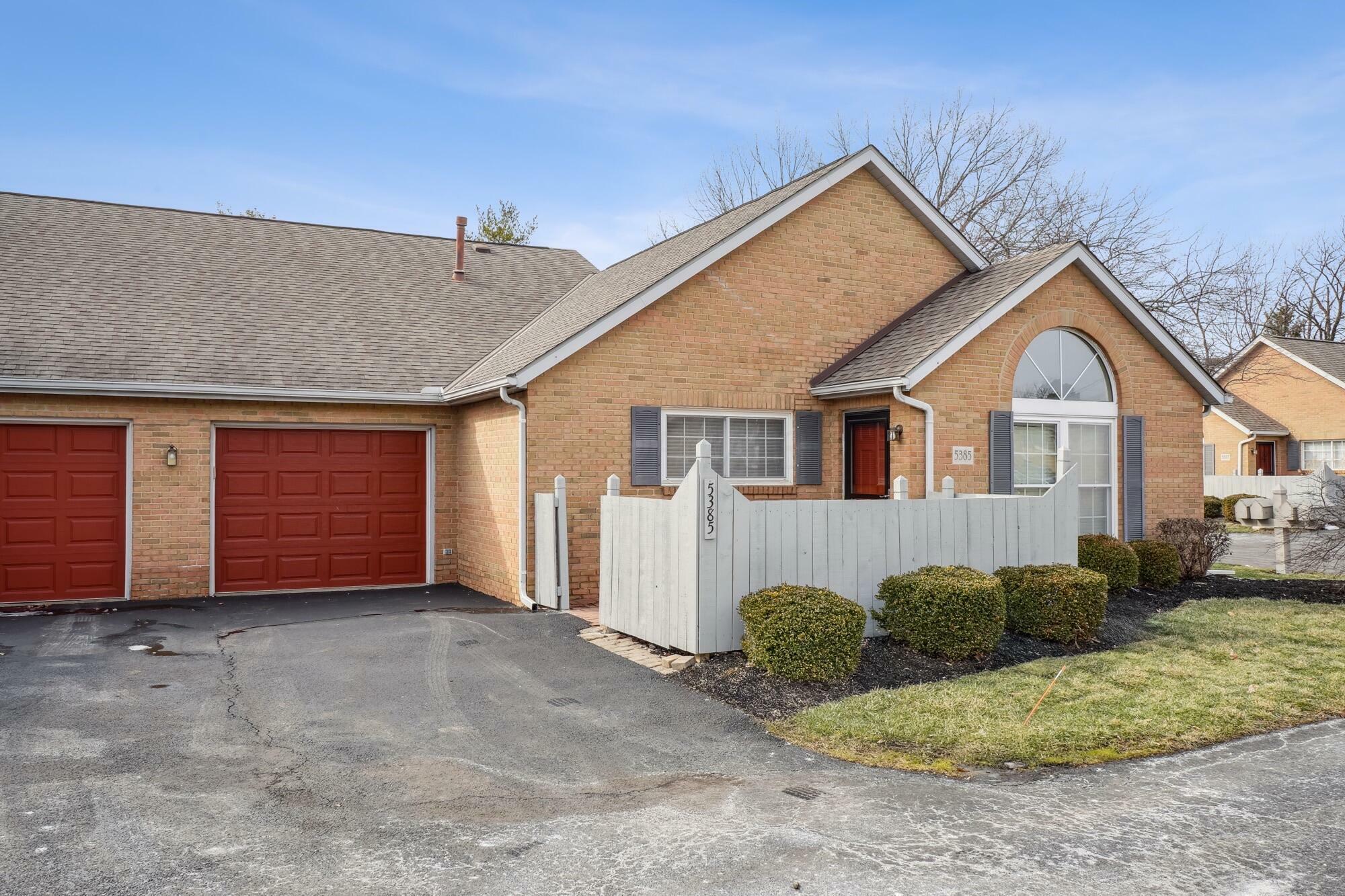 5385 Pond View Drive  Westerville OH 43081 photo