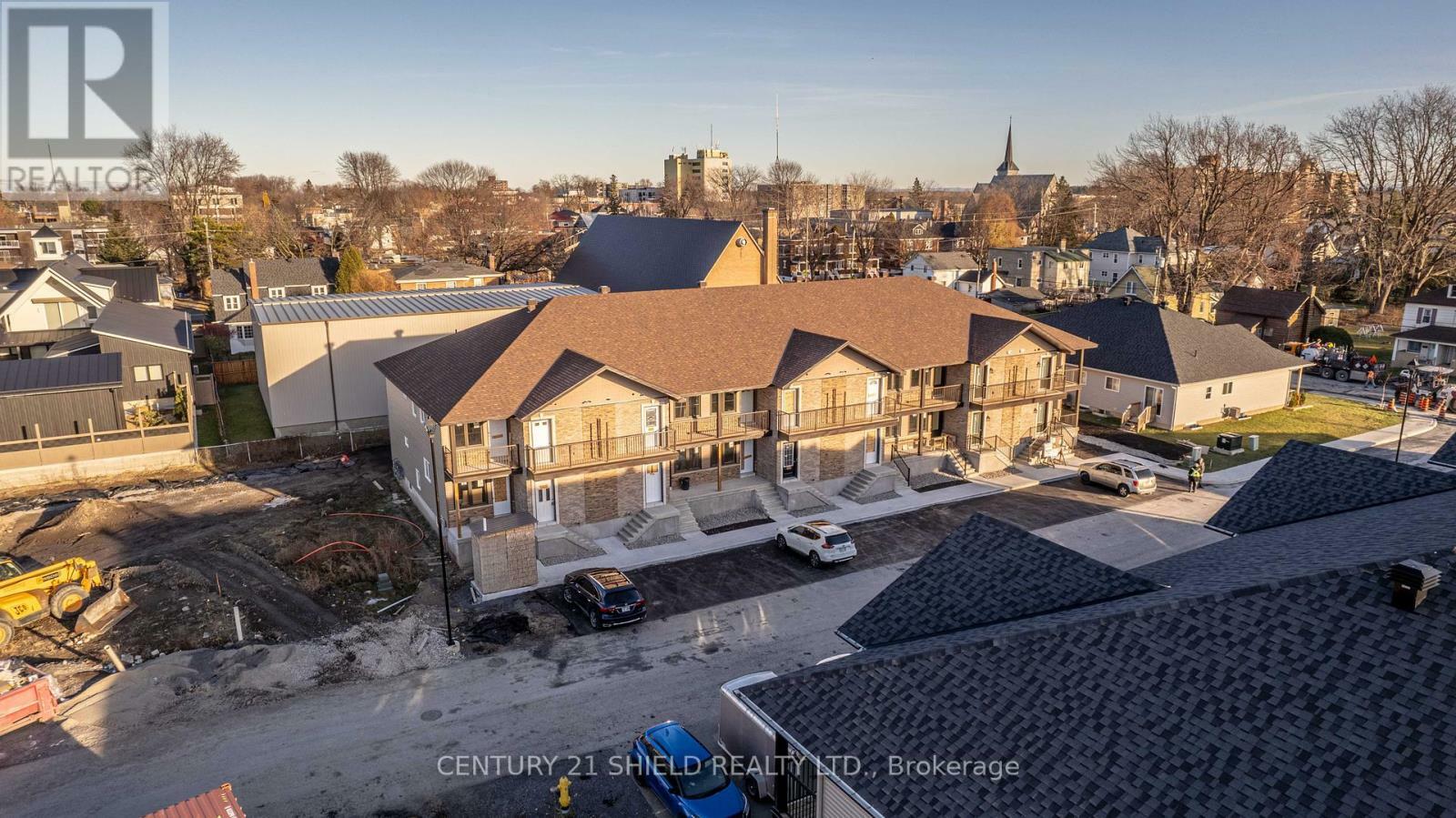 303 Kooiman Avenue  Cornwall ON K6J 0C4 photo