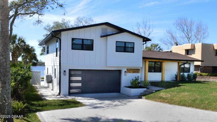 Property Photo:  382 Riverside Drive  FL 32176 