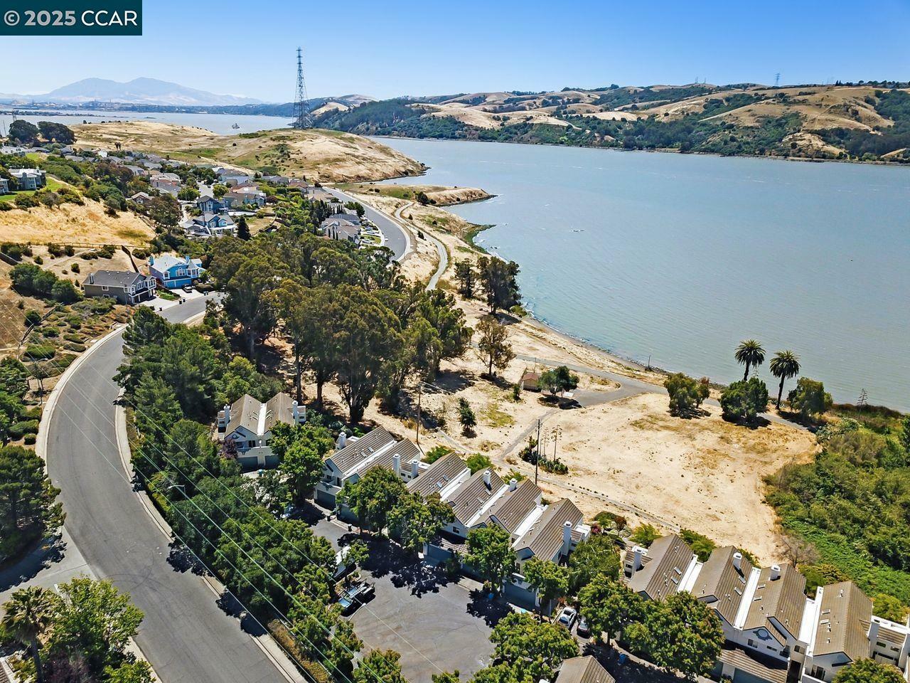Property Photo:  32 Shoal Dr  CA 94591 