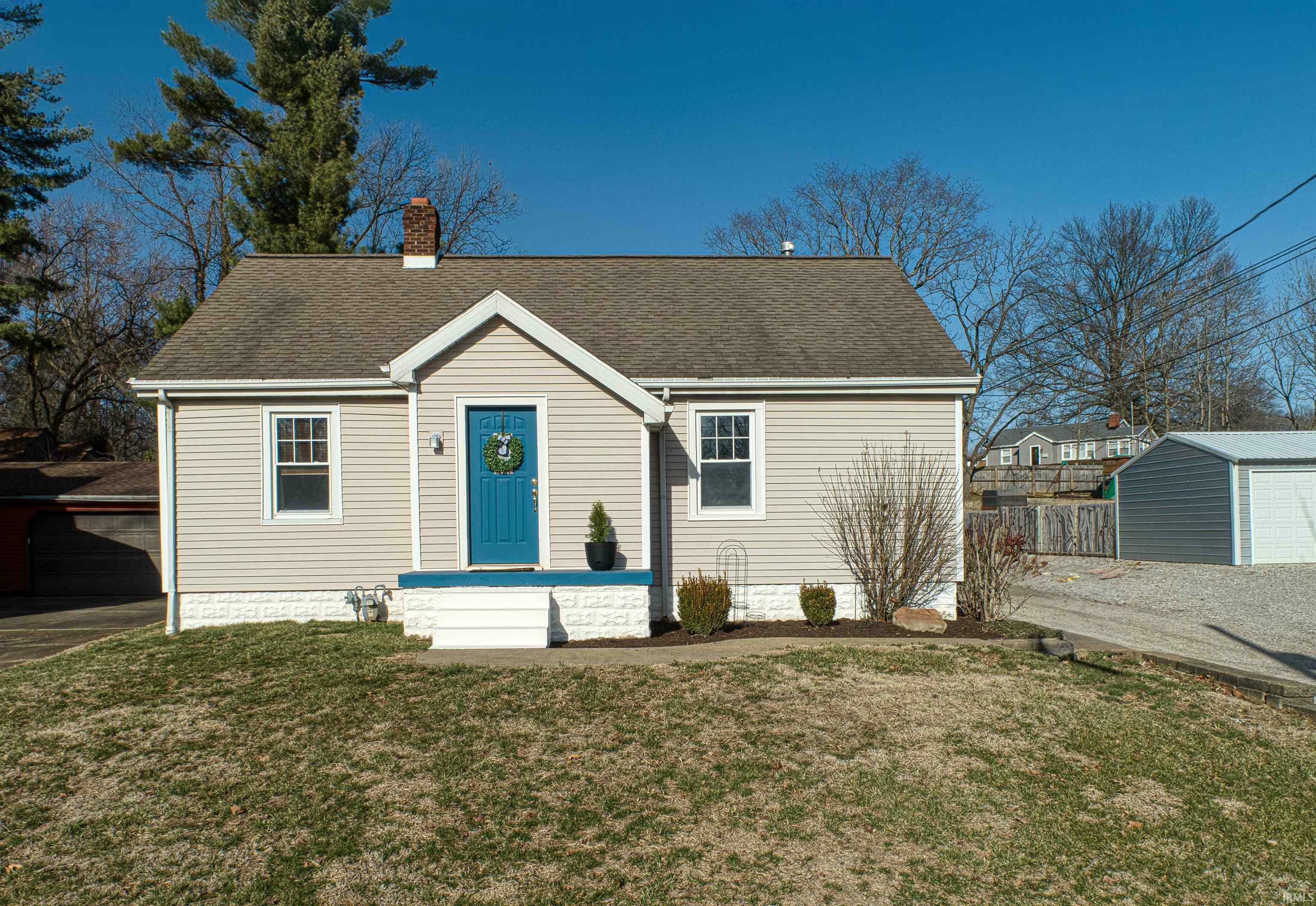 Property Photo:  4509 Middle Mount Vernon Road  IN 47712 