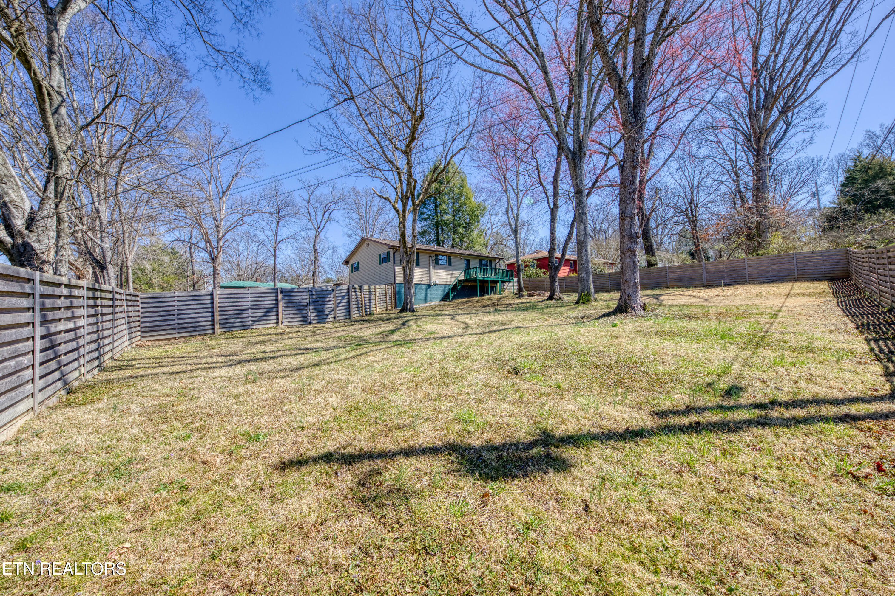 Property Photo:  503 Akers St  TN 37804 