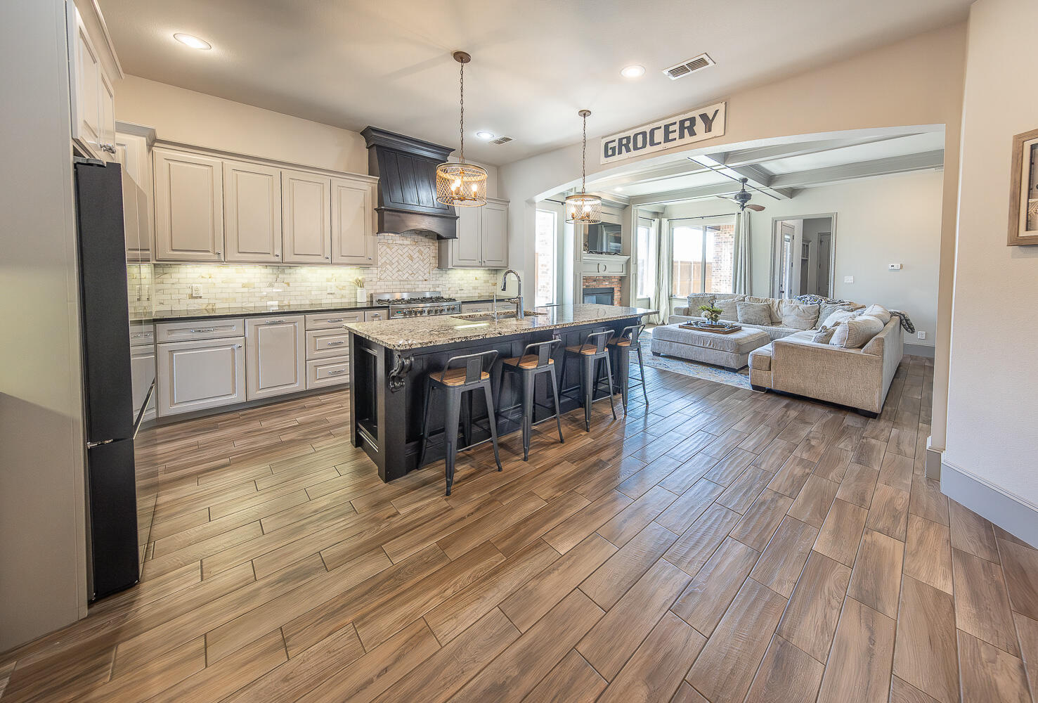 Property Photo:  12112 Topeka Avenue  TX 79424 