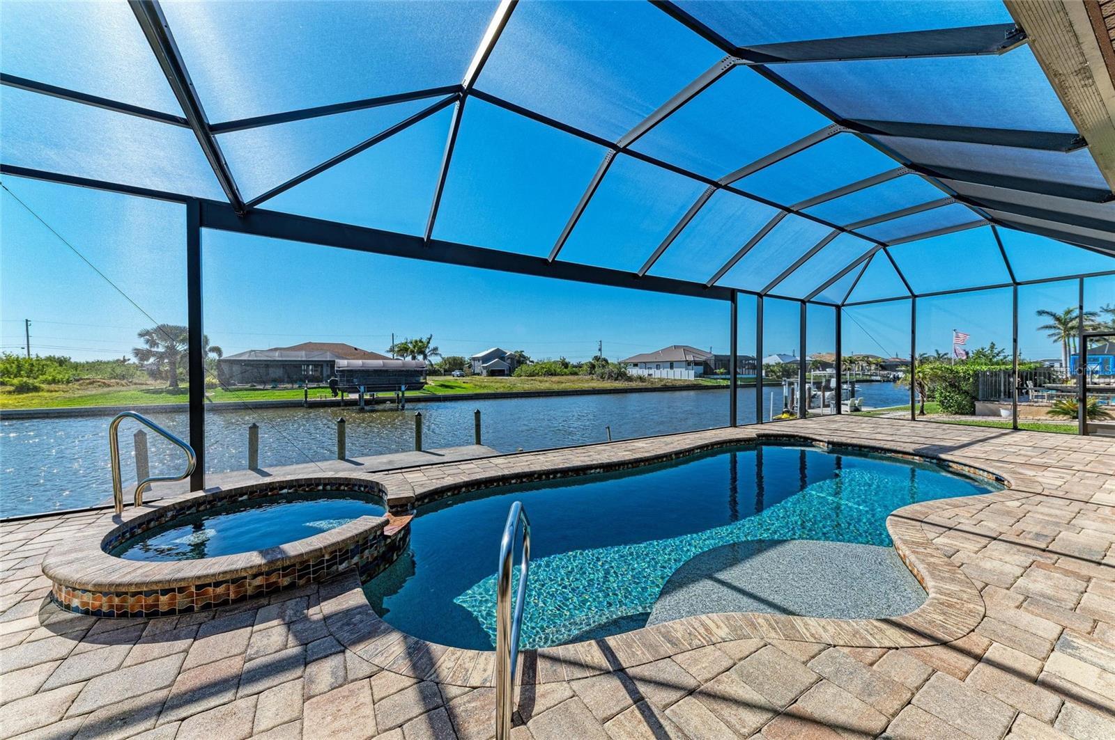 Property Photo: 8144 Antwerp Circle FL 33981