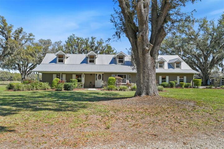 Property Photo: 808 Old Welcome Road FL 33547
