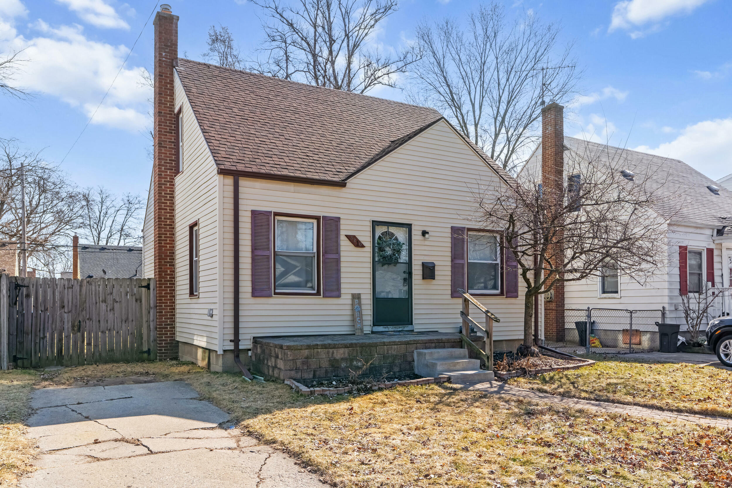 Property Photo:  3210 Kenwood Street  MI 48220 