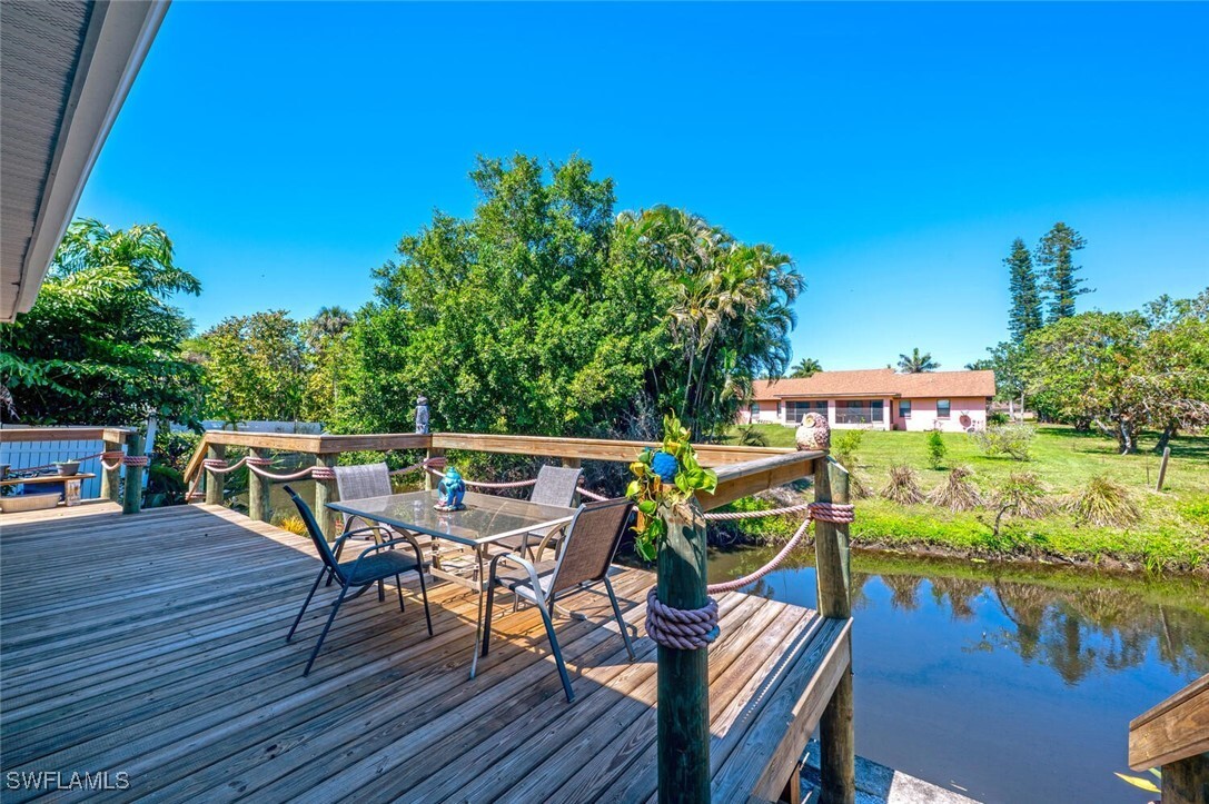 Property Photo: 27101 Orange Court Drive FL 34135