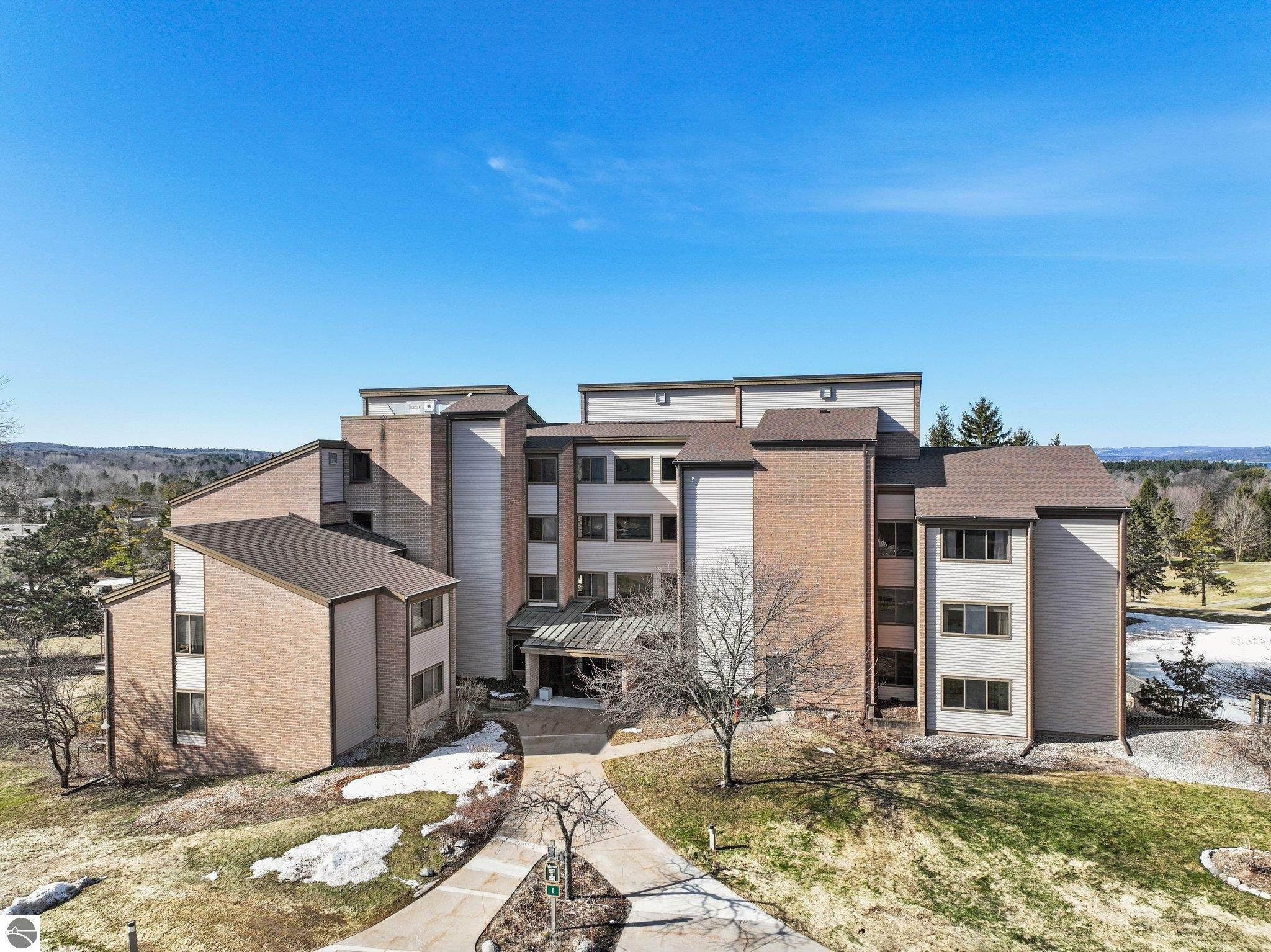 Property Photo:  5044 Valleyway Drive  MI 49690 