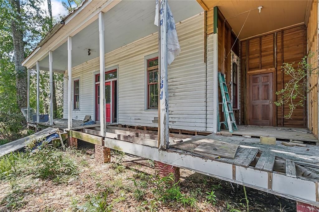 Property Photo: 19411 Jenkins Avenue LA 70433