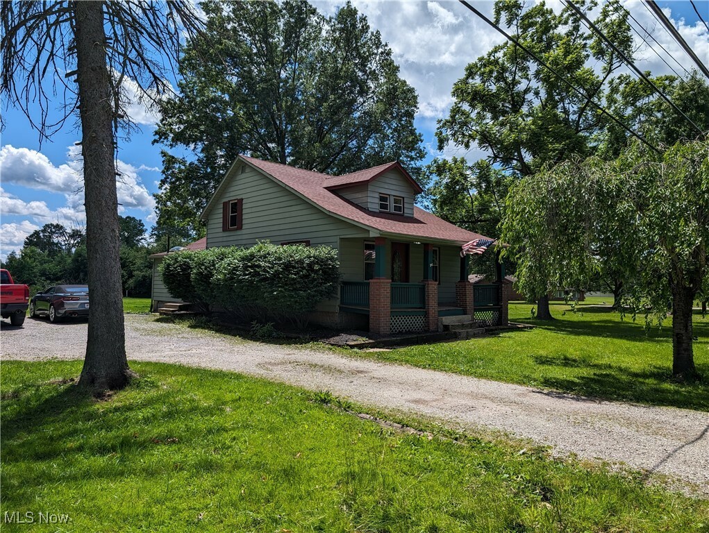 Property Photo:  1970 E County Line Road  OH 44440 