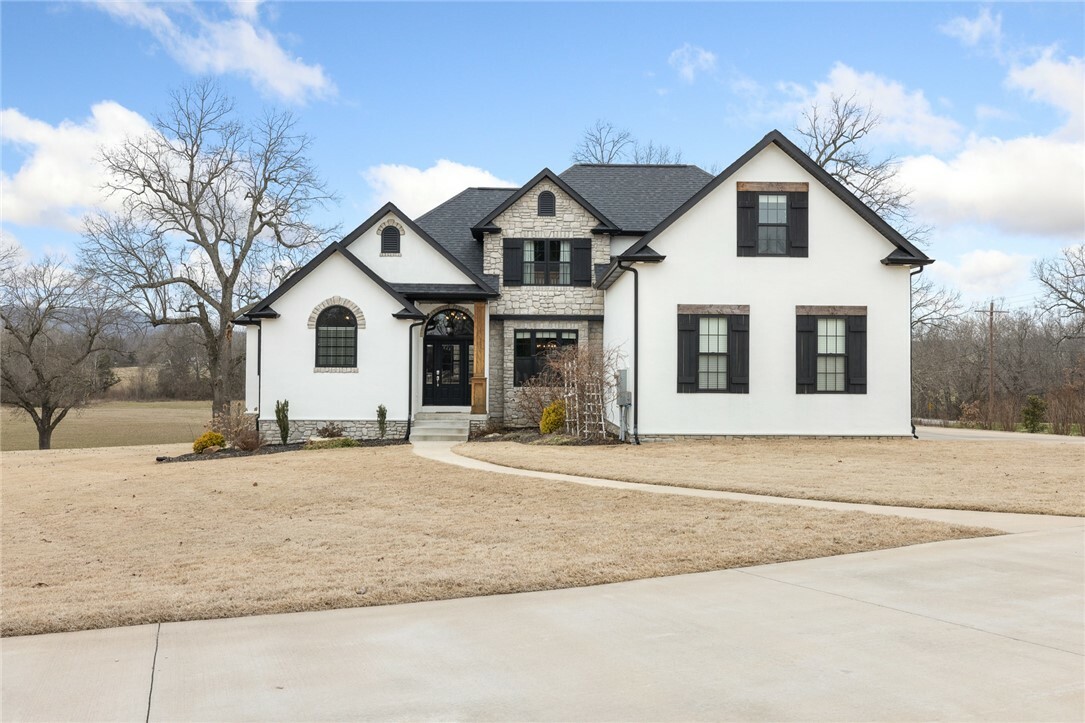Property Photo: 3116 Savannah Drive AR 72601