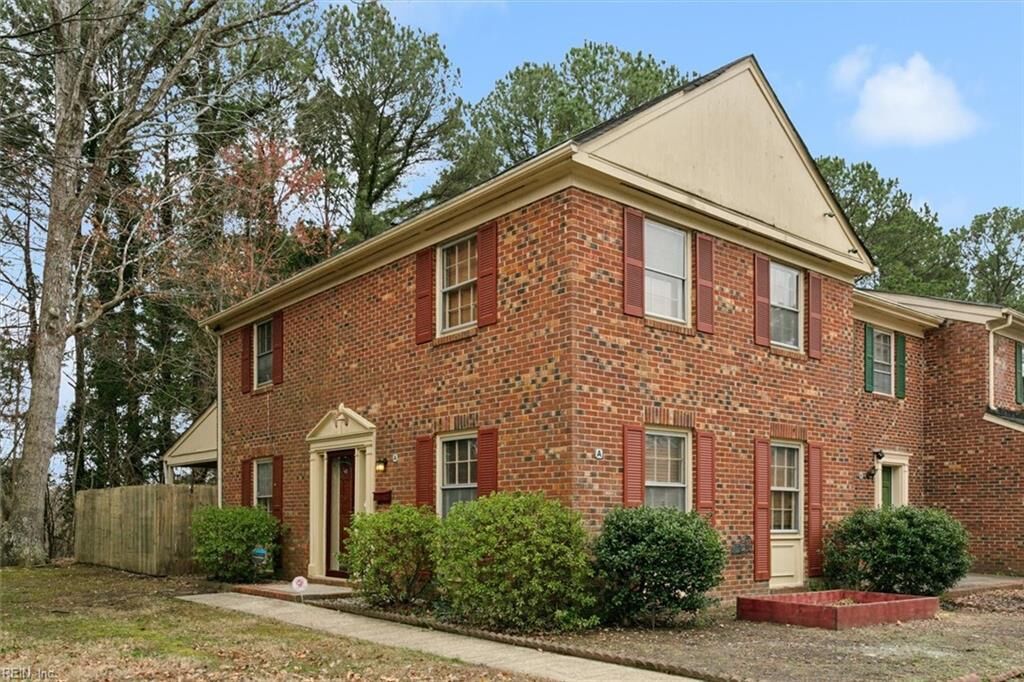 Property Photo:  371 Advocate Ct A  VA 23608 