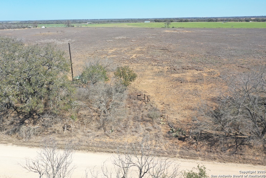 Property Photo:  0 Tomblin Road  TX 78065 