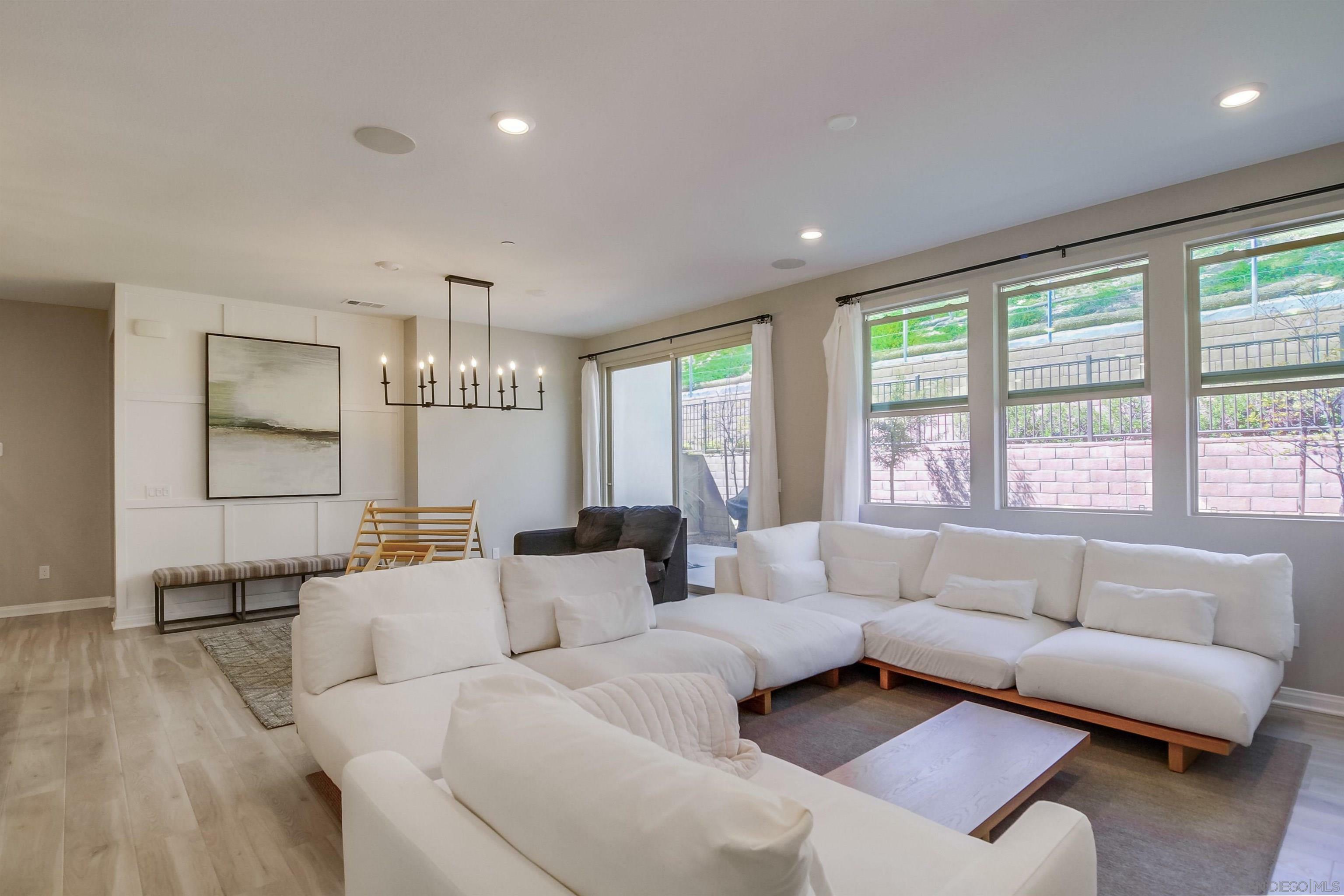 Property Photo: 2304 Trevi Cir CA 91913