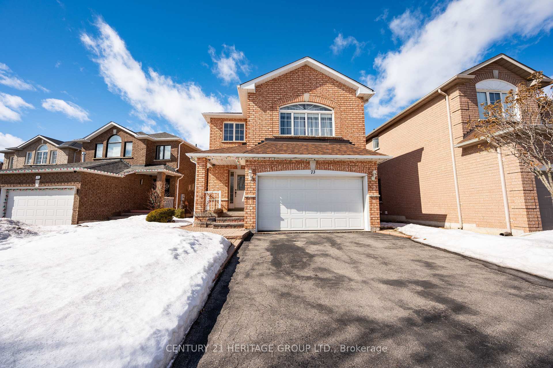Property Photo:  73 Solway Avenue  ON L6A 2W8 