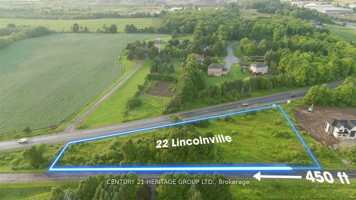 Property Photo: 22 Lincolnville Lane ON L4A 7X4