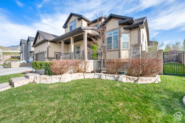 Property Photo: 3725 S Grandeur Park Ln UT 84109