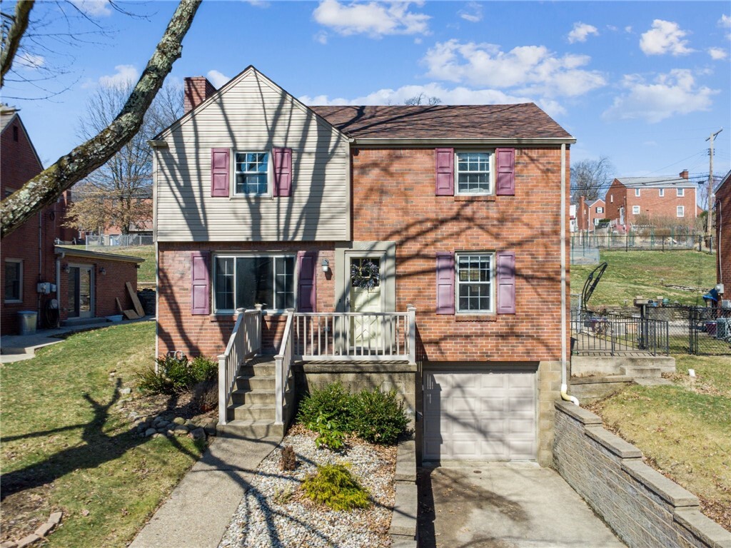 Property Photo:  5352 Spring Valley Dr  PA 15236 