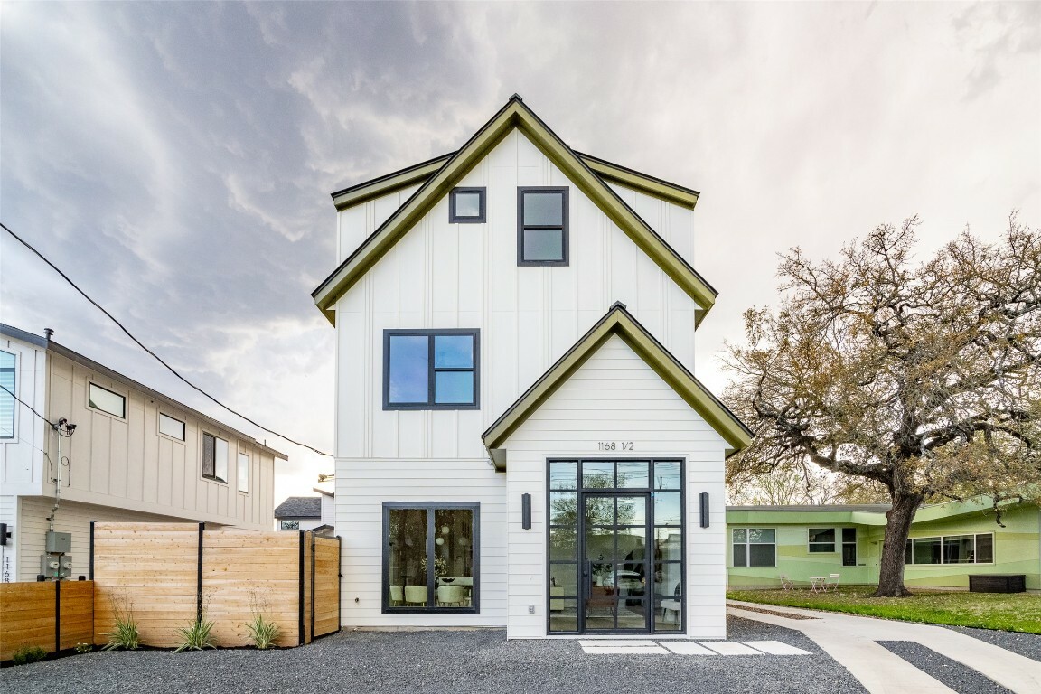 1168 1/2 Ridgeway Drive 1  Austin TX 78702 photo