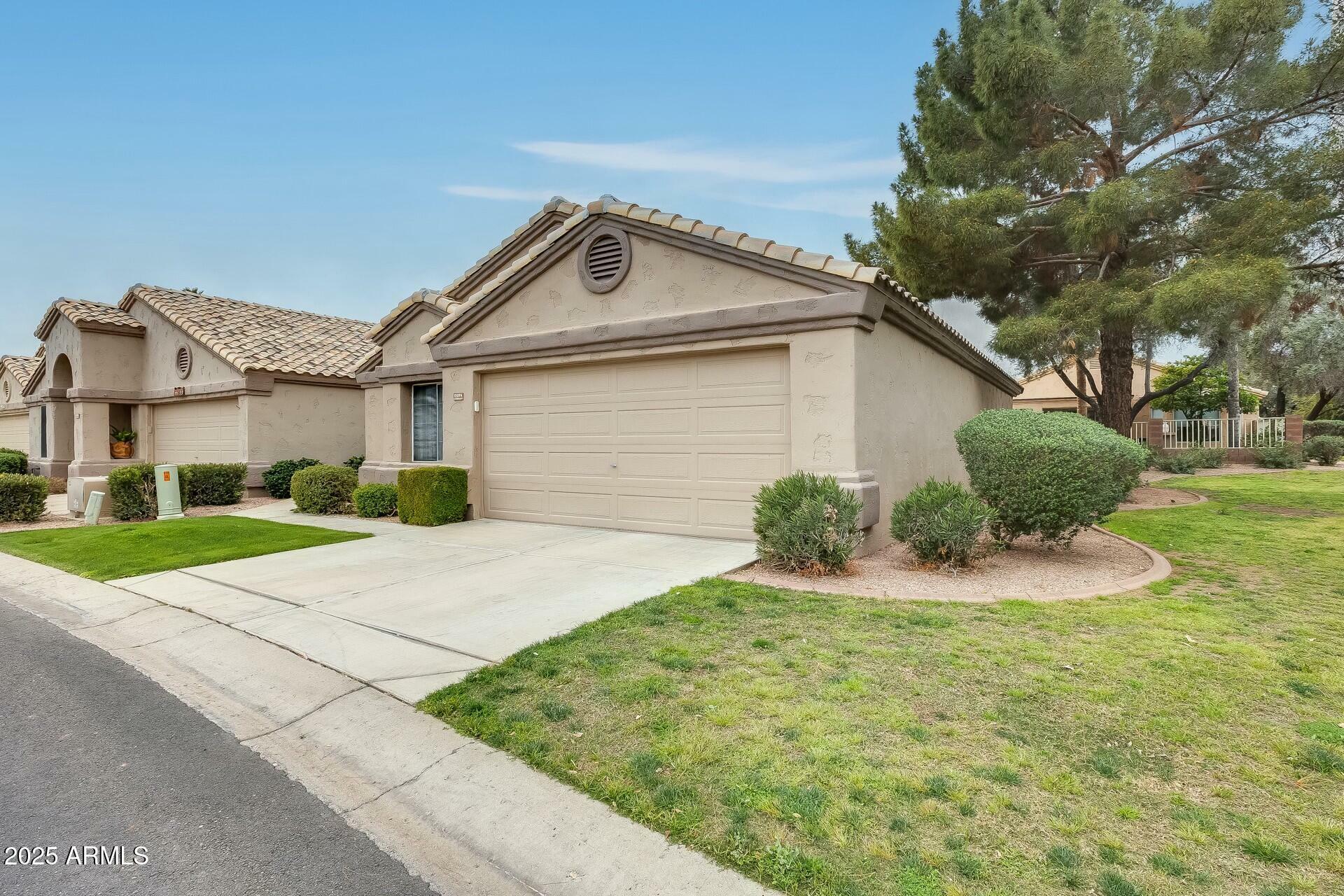 17094 N Silver Path  Surprise AZ 85374 photo