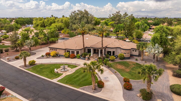 Property Photo:  690 E Seattle Slew Lane  AZ 85296 