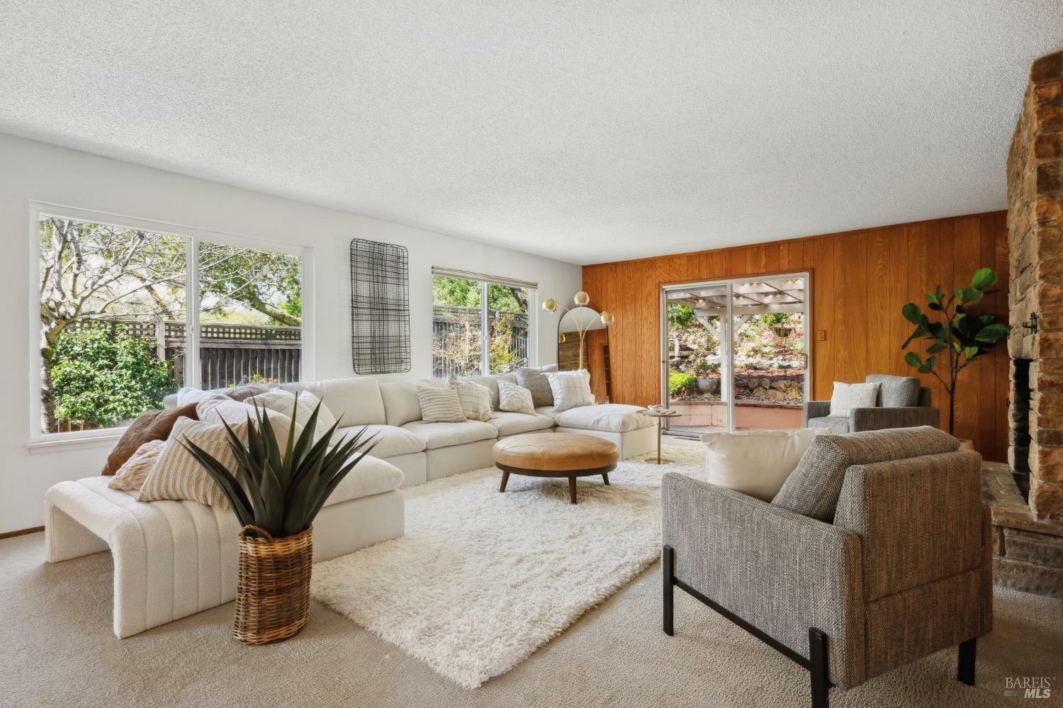 880 Ernest Drive  Sonoma CA 95476 photo